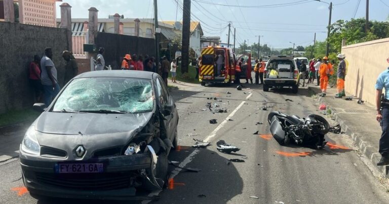 Accident mortel à Petit-Canal : un scooter et une voiture entrent en collision