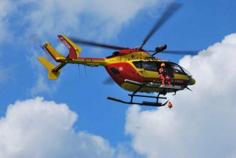 Accident grave à Pointe-Noire : collision entre un deux-roues et une voiture